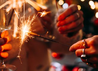 Tips For Planning Your New Year’s House Party