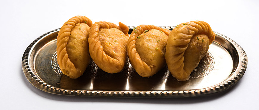 Holi Special Dishes That You Cannot Miss 2 Gujiya 1