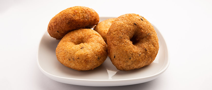 Delicious Dishes Made From Organic Pulses 5 Medu Vada