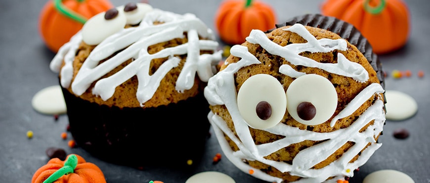 2 Mummy Cupcake with eyes