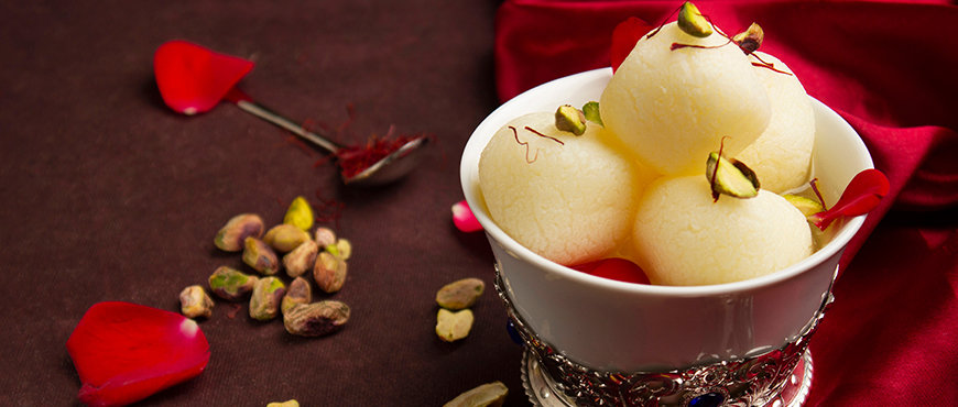 Indian festival food that you just cannot miss! 5 Rasgulla